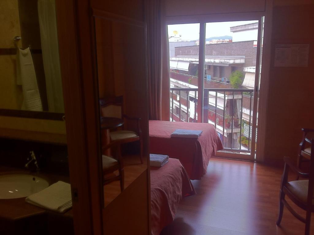 סאבאדל Hotel Ric חדר תמונה